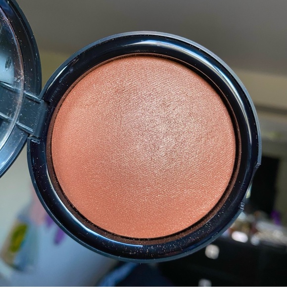 Note Cosmetics Highlighter - Picture 2 of 3